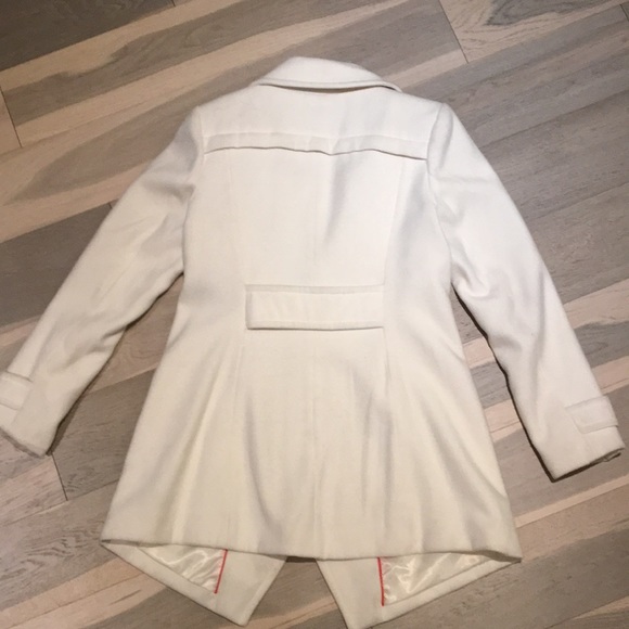 Steve Madden coat, size medium, good condition with removable trim - Picture 4 of 4